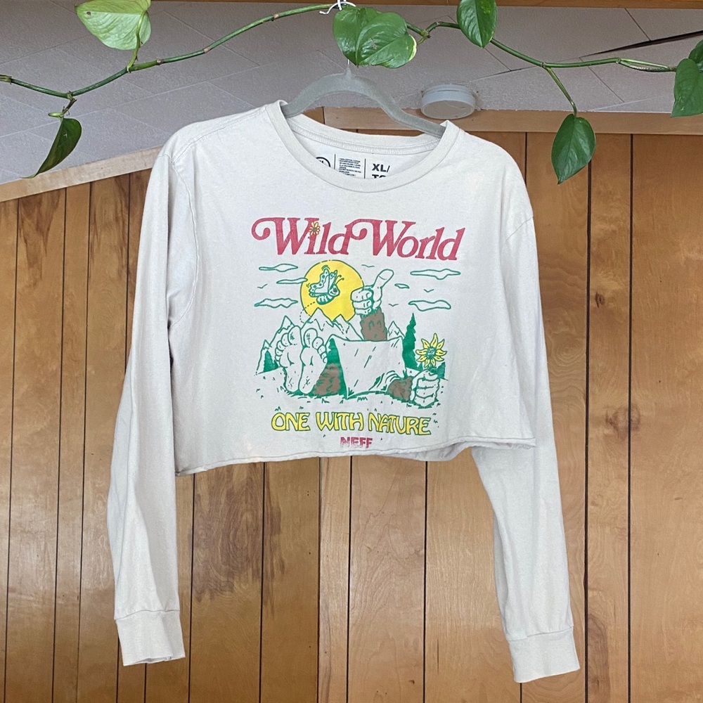 Wild world crop